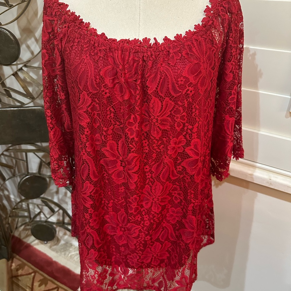 MIHOLL women’s lace pullover top. NWT. Size XXL
